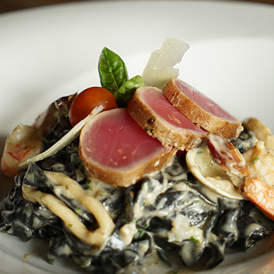 Portable Homemade Black Ink Taglietelle Cream Seafood